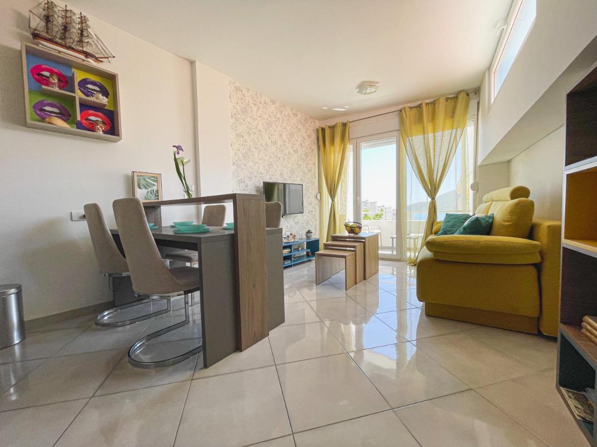 Al Mare Apartment อิกาโล ภายนอก รูปภาพ