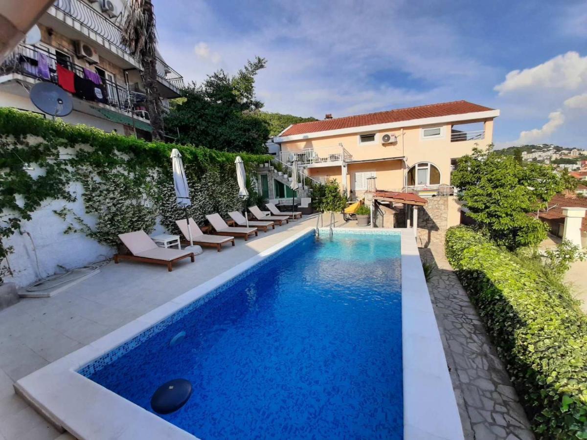 Al Mare Apartment อิกาโล ภายนอก รูปภาพ