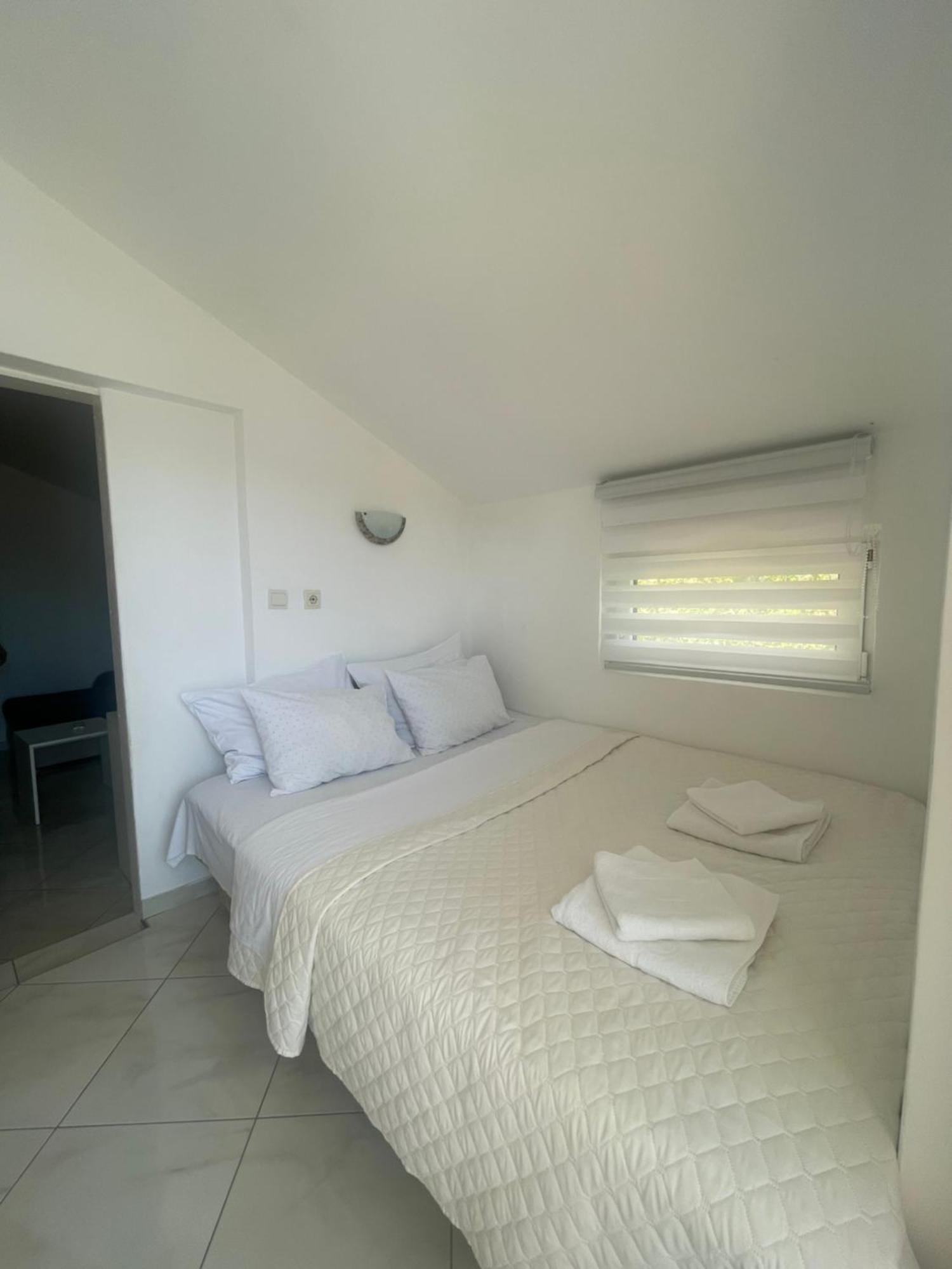 Al Mare Apartment อิกาโล ภายนอก รูปภาพ